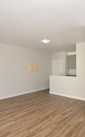 Apartamento à venda com 117m², 2 quartos e 2 vagasSala