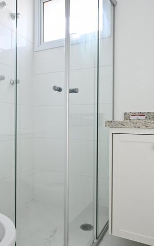 Apartamento à venda com 117m², 2 quartos e 2 vagasBanheiro da suíte
