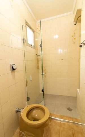Apartamento à venda com 98m², 3 quartos e 1 vaga Apartamento à venda com 98m², 3 quartos e 1 vagaBanheiro da Suíte