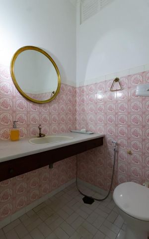 Apartamento à venda com 293m², 3 quartos e sem vaga Apartamento à venda com 293m², 3 quartos e sem vagaLavabo
