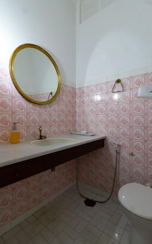Apartamento à venda com 293m², 3 quartos e sem vaga Apartamento à venda com 293m², 3 quartos e sem vagaLavabo