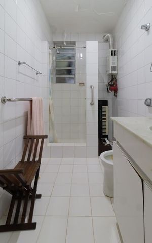 Apartamento à venda com 293m², 3 quartos e sem vaga Apartamento à venda com 293m², 3 quartos e sem vagaBanheiro social 1