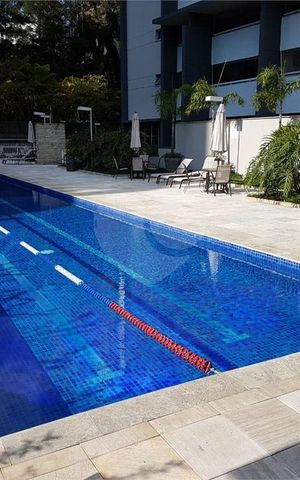 Apartamento à venda com 177m², 3 quartos e 3 vagas