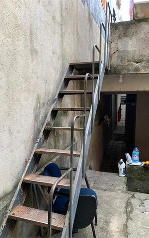 Casa à venda com 180m², 5 quartos e 1 vaga
