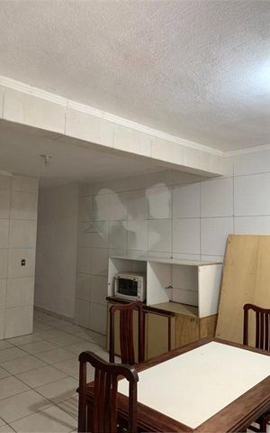 Casa à venda com 180m², 5 quartos e 1 vaga
