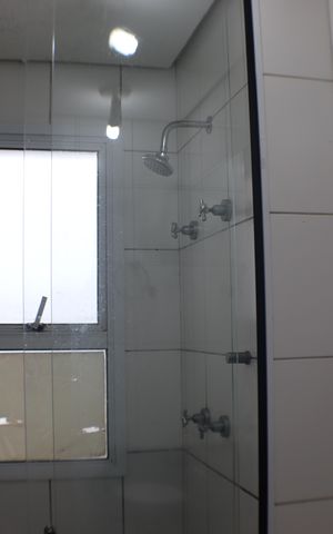 Apartamento para alugar com 54m², 2 quartos e 1 vagaBanheiro