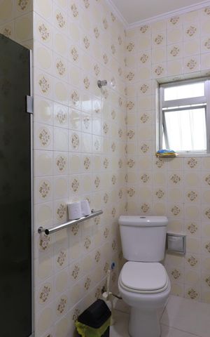 Casa à venda com 276m², 4 quartos e 6 vagasBanheiro Social