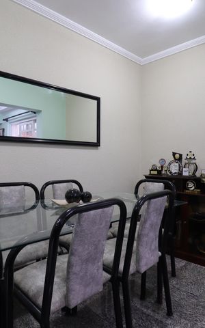 Casa à venda com 276m², 4 quartos e 6 vagasSala de Jantar