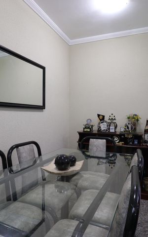 Casa à venda com 276m², 4 quartos e 6 vagasSala de Jantar