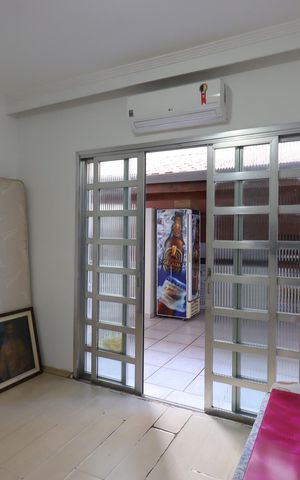 Casa à venda com 276m², 4 quartos e 6 vagasQuarto 2