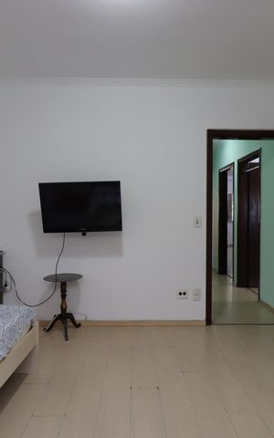 Casa à venda com 276m², 4 quartos e 6 vagasQuarto 2