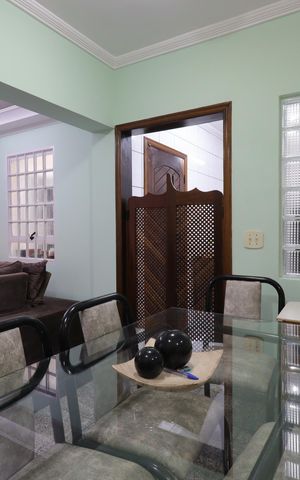 Casa à venda com 276m², 4 quartos e 6 vagasSala de Jantar