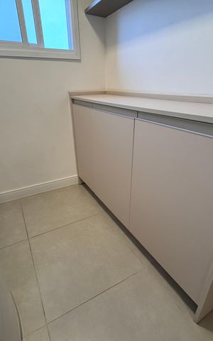 Apartamento à venda com 73m², 2 quartos e 2 vagasCozinha