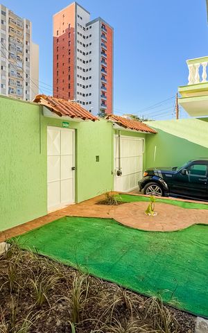Casa à venda com 597m², 5 quartos e 8 vagas Casa à venda com 597m², 5 quartos e 8 vagasTerraço