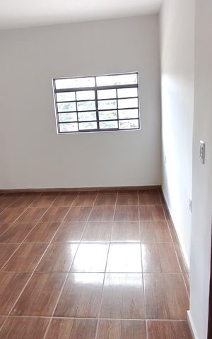Casa à venda com 100m², 1 quarto e 2 vagas Casa à venda com 100m², 1 quarto e 2 vagasSuíte