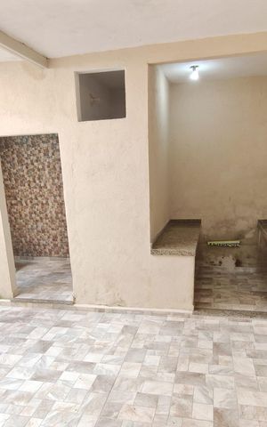 Casa à venda com 100m², 1 quarto e 2 vagas Casa à venda com 100m², 1 quarto e 2 vagasÁrea Externa