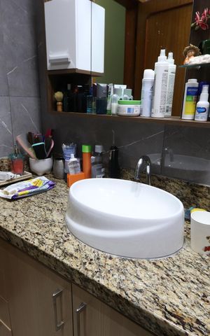 Casa à venda com 320m², 4 quartos e 7 vagasBanheiro Social