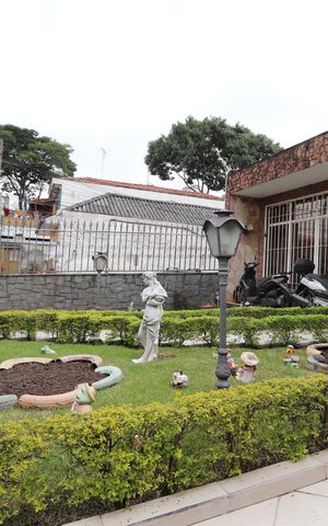 Casa à venda com 320m², 4 quartos e 7 vagasJardim