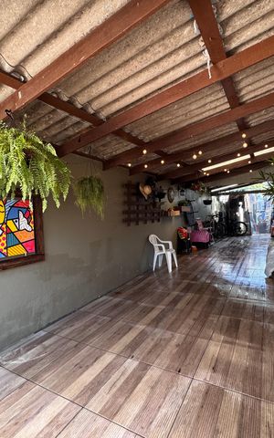 Casa à venda com 80m², 2 quartos e 2 vagas Casa à venda com 80m², 2 quartos e 2 vagasÁrea comum