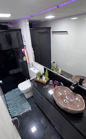 Casa à venda com 80m², 2 quartos e 2 vagas Casa à venda com 80m², 2 quartos e 2 vagasBanheiro