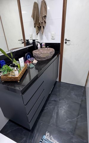 Casa à venda com 80m², 2 quartos e 2 vagas Casa à venda com 80m², 2 quartos e 2 vagasBanheiro