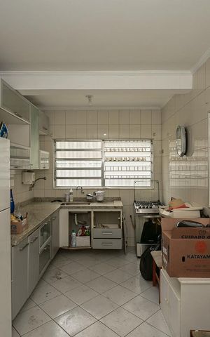 Casa para alugar com 200m², 3 quartos e 3 vagasCozinha