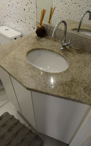 Apartamento para alugar com 37m², 2 quartos e sem vagaBanheiro 