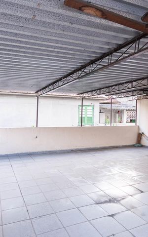 Casa à venda com 286m², 3 quartos e 4 vagasCobertura