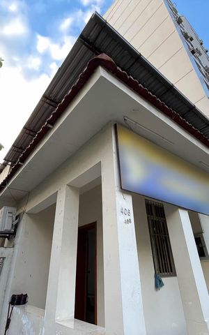Casa à venda com 286m², 3 quartos e 4 vagasFachada