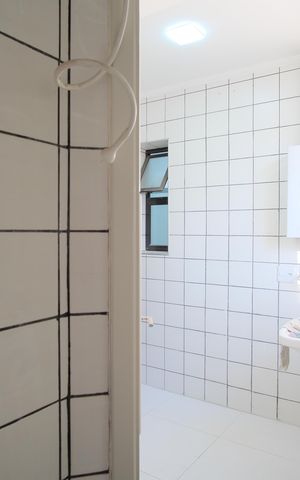 Apartamento para alugar com 82m², 2 quartos e 2 vagasBanheiro de serviço