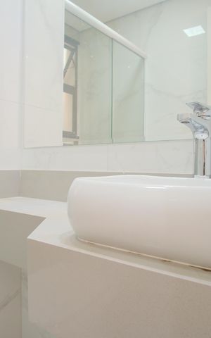 Apartamento para alugar com 82m², 2 quartos e 2 vagasBanheiro