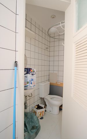 Apartamento para alugar com 82m², 2 quartos e 2 vagasBanheiro de serviço