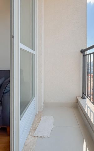 Apartamento à venda com 27m², 1 quarto e sem vaga Apartamento à venda com 27m², 1 quarto e sem vagaVaranda