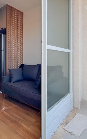 Apartamento à venda com 27m², 1 quarto e sem vaga Apartamento à venda com 27m², 1 quarto e sem vagaVaranda