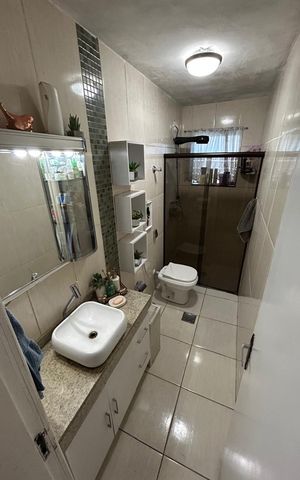 Casa à venda com 180m², 3 quartos e 2 vagas Casa à venda com 180m², 3 quartos e 2 vagasBanheiro Social