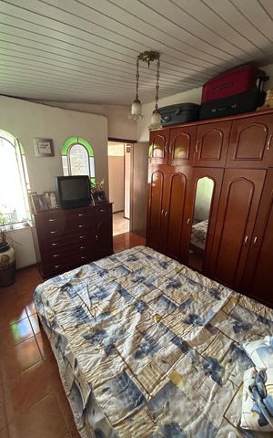Casa à venda com 180m², 3 quartos e 2 vagas Casa à venda com 180m², 3 quartos e 2 vagasQuarto 3
