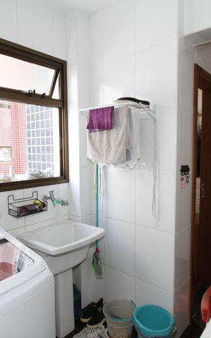 Apartamento à venda com 144m², 4 quartos e 3 vagasÁrea de Serviço