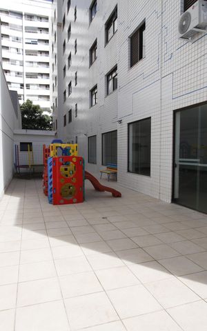 Apartamento à venda com 144m², 4 quartos e 3 vagasÁrea comum - Playground