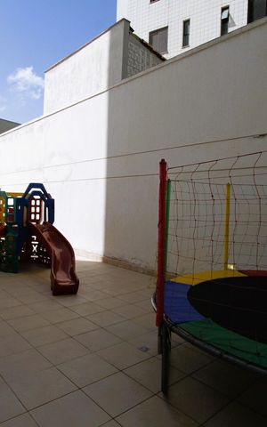 Apartamento à venda com 144m², 4 quartos e 3 vagasÁrea comum - Playground