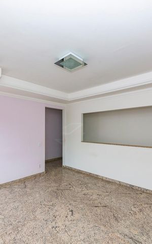 Apartamento à venda com 130m², 3 quartos e 2 vagas Apartamento à venda com 130m², 3 quartos e 2 vagasSala 2