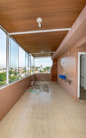 Apartamento à venda com 130m², 3 quartos e 2 vagas Apartamento à venda com 130m², 3 quartos e 2 vagasVaranda