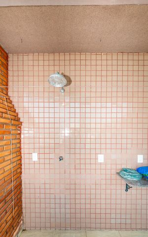 Apartamento à venda com 130m², 3 quartos e 2 vagas Apartamento à venda com 130m², 3 quartos e 2 vagasDucha