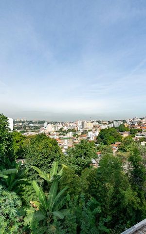 Apartamento à venda com 130m², 3 quartos e 2 vagas Apartamento à venda com 130m², 3 quartos e 2 vagasVista Quarto 1