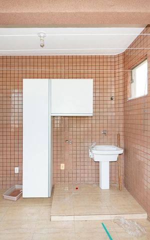 Apartamento à venda com 130m², 3 quartos e 2 vagas Apartamento à venda com 130m², 3 quartos e 2 vagasÁrea de Serviço