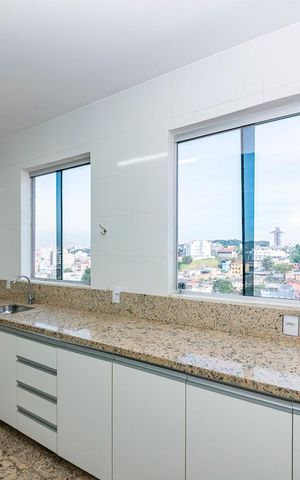 Apartamento à venda com 130m², 3 quartos e 2 vagas Apartamento à venda com 130m², 3 quartos e 2 vagasCozinha