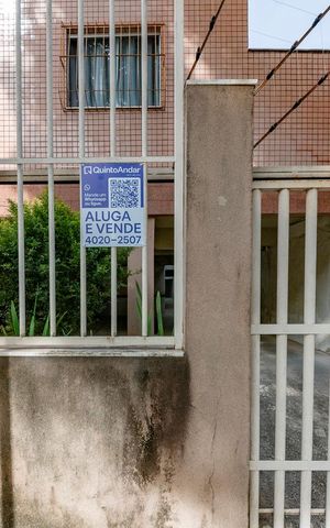 Apartamento à venda com 130m², 3 quartos e 2 vagas Apartamento à venda com 130m², 3 quartos e 2 vagasPlaca
