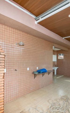 Apartamento à venda com 130m², 3 quartos e 2 vagas Apartamento à venda com 130m², 3 quartos e 2 vagasVaranda