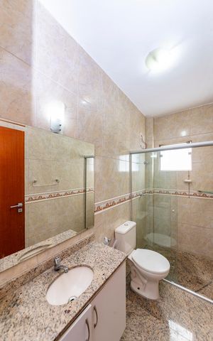 Apartamento à venda com 130m², 3 quartos e 2 vagas Apartamento à venda com 130m², 3 quartos e 2 vagasBanheiro Social