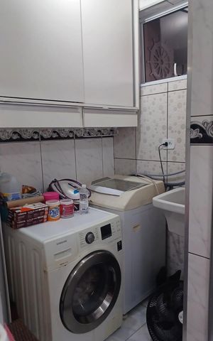 Casa à venda com 120m², 3 quartos e 2 vagas Casa à venda com 120m², 3 quartos e 2 vagasÁrea de serviço