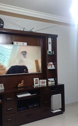 Casa à venda com 120m², 3 quartos e 2 vagas Casa à venda com 120m², 3 quartos e 2 vagasSala
